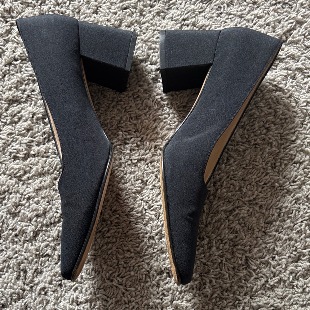Anne Klein Black Square-Toe Mid Block Heel Pumps - Picture 3 of 13